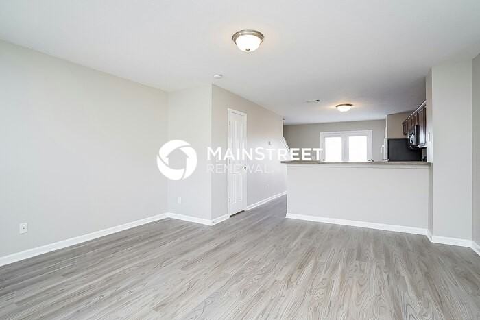 1059 Arlene Dr - Photo 5 of 17