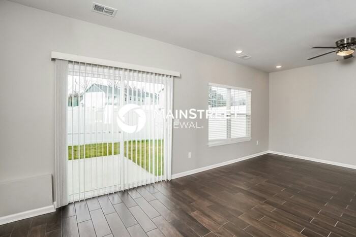 2088 Steamboat Way - Photo 6 of 17