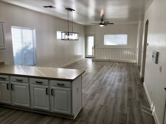 3533 E Joseph Way - Photo 6 of 31