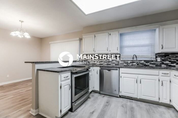 10601 College Ave - Photo 6 of 18