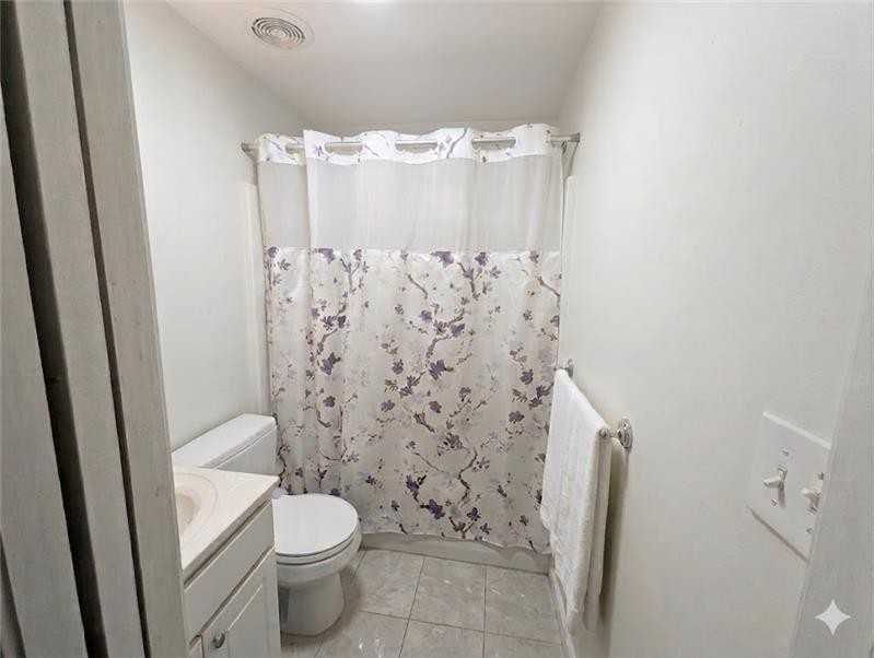 1054 Cambridge St #4F - Photo 5 of 5