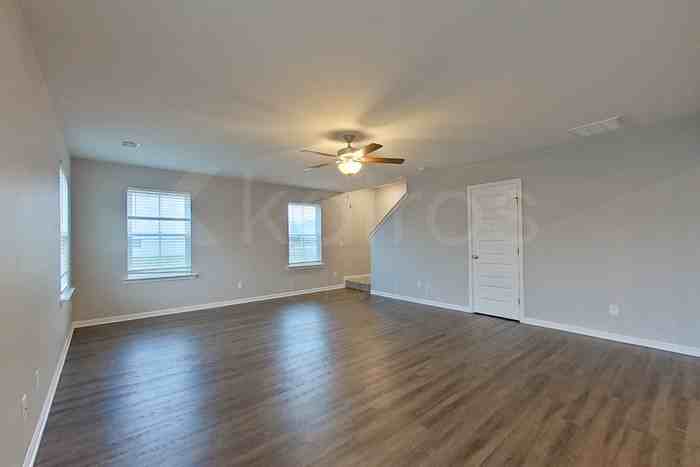 101 Paper Birch Dr - Photo 2 of 25