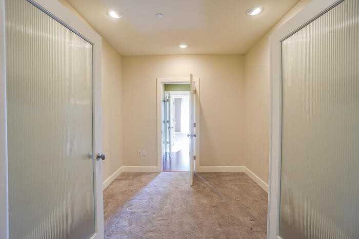 500 Broadway St #506 - Photo 4 of 34