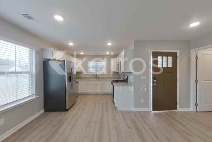 100 Denise Dr - Photo 7 of 23