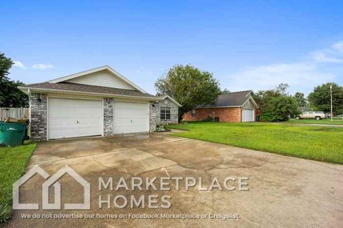 601 Cass Rd - Photo 2 of 29