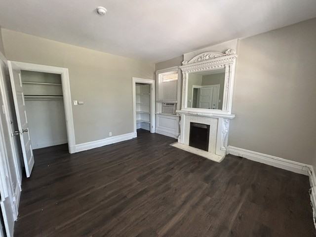 322-24 Newstead Avenue - Photo 3 of 21