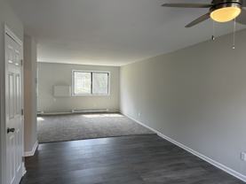 Coach N Four Manor - Photo 1 of 1