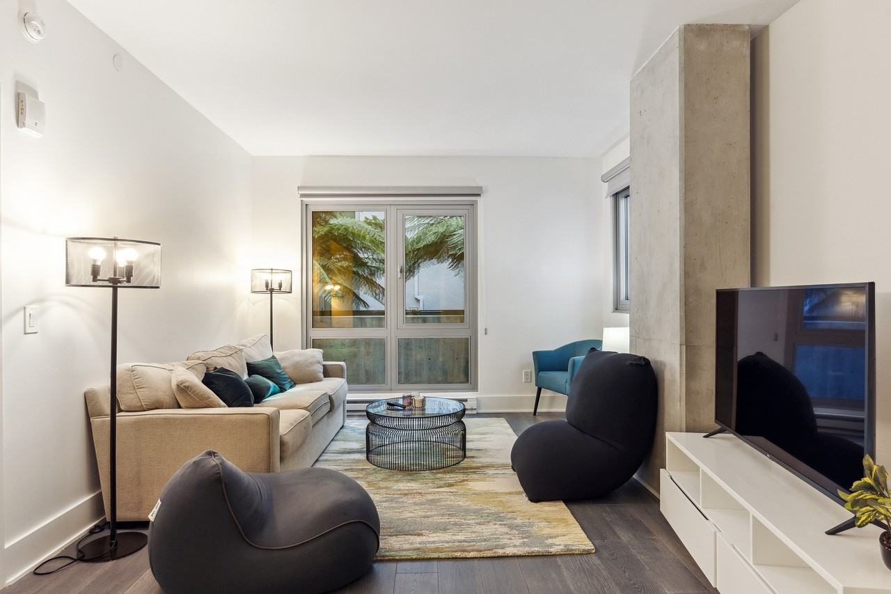 1075 Market St #212 - Photo 3 of 35