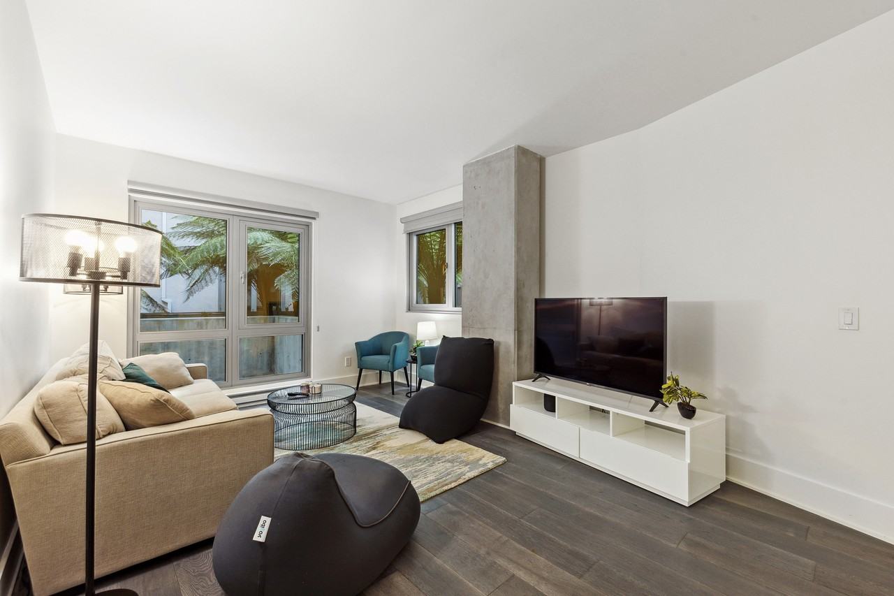 1075 Market St #212 - Photo 5 of 35