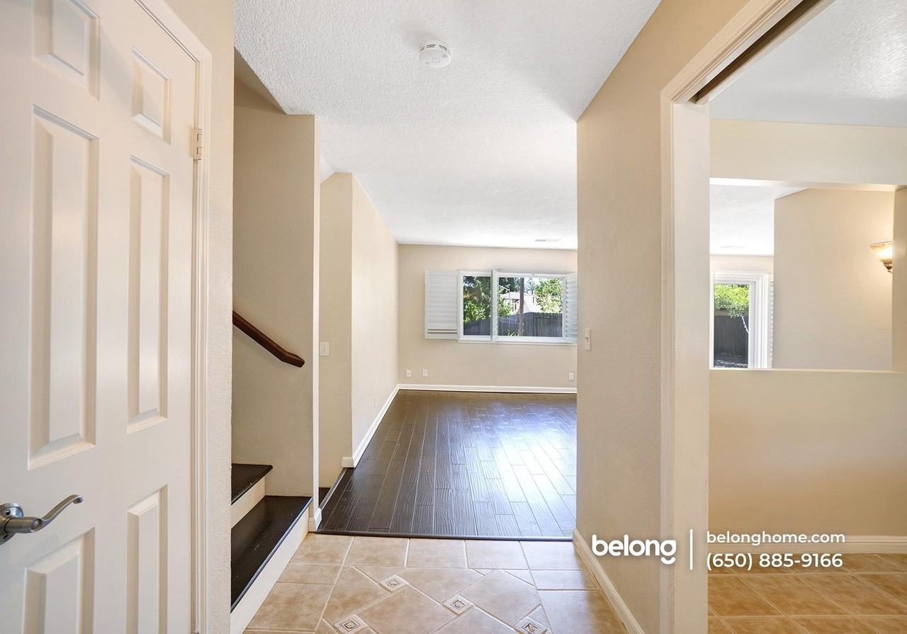 17 Caldwell Ct - Photo 3 of 50