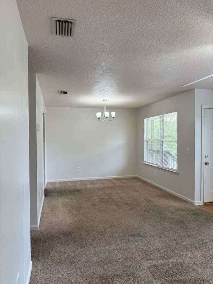 702 Meadowbrook Drive - Photo 3 of 7