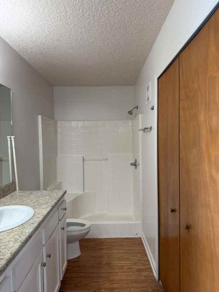 702 Meadowbrook Drive - Photo 5 of 7