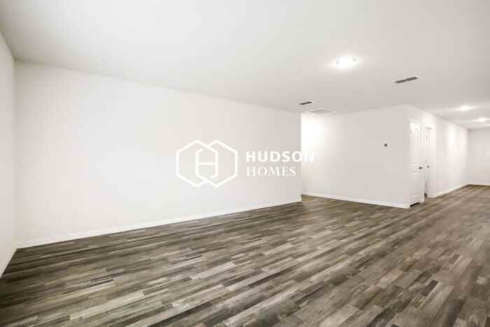 334 Bounding Main St - Photo 3 of 14