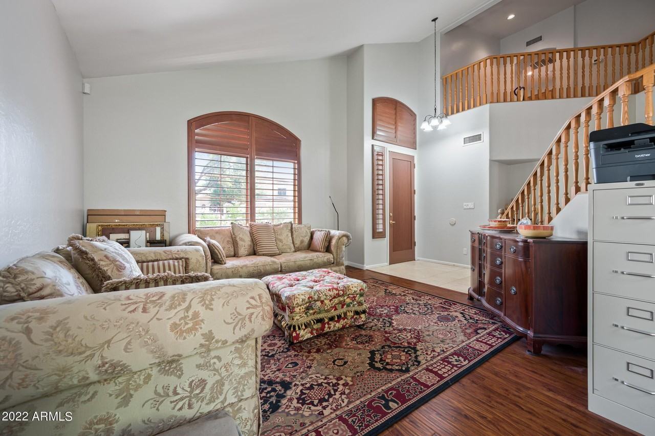 708 W Stottler Pl - Photo 5 of 42