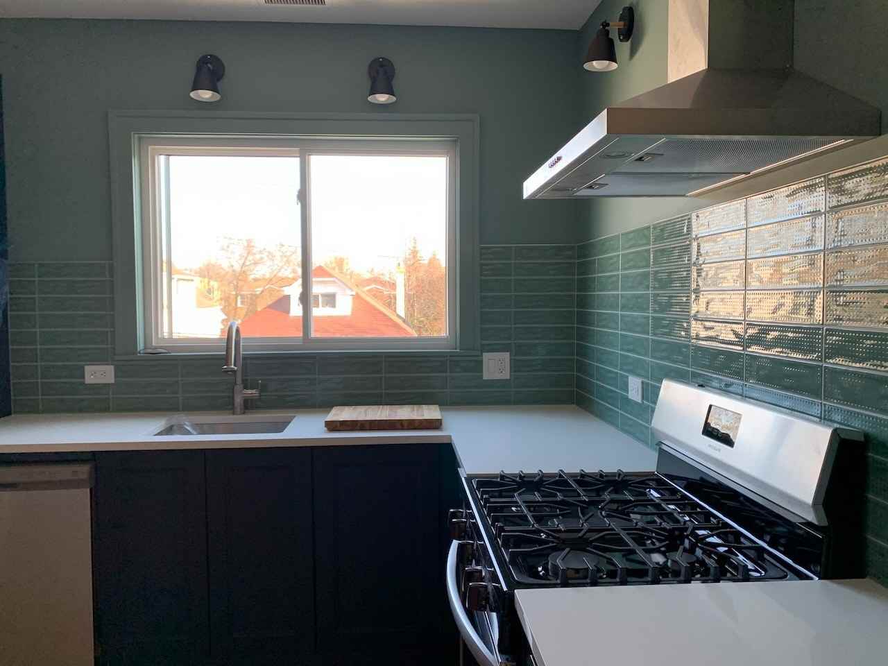 4906 West Cornelia Avenue - Photo 2 of 13