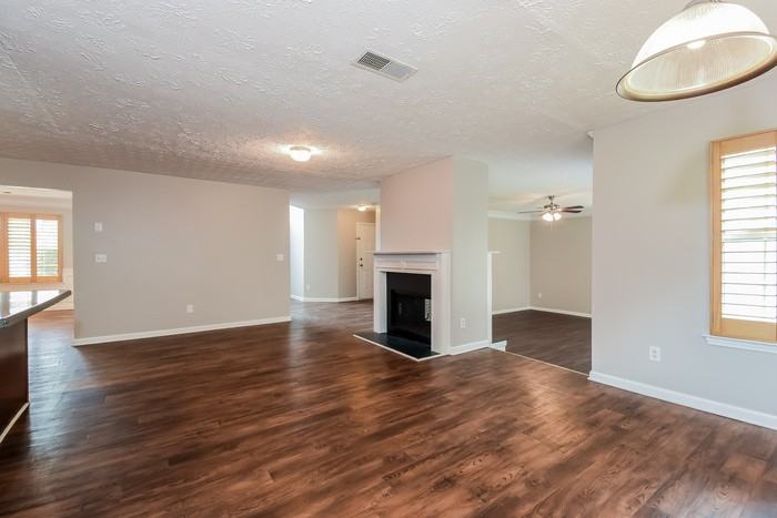 2427 Napa Valley Dr - Photo 6 of 18
