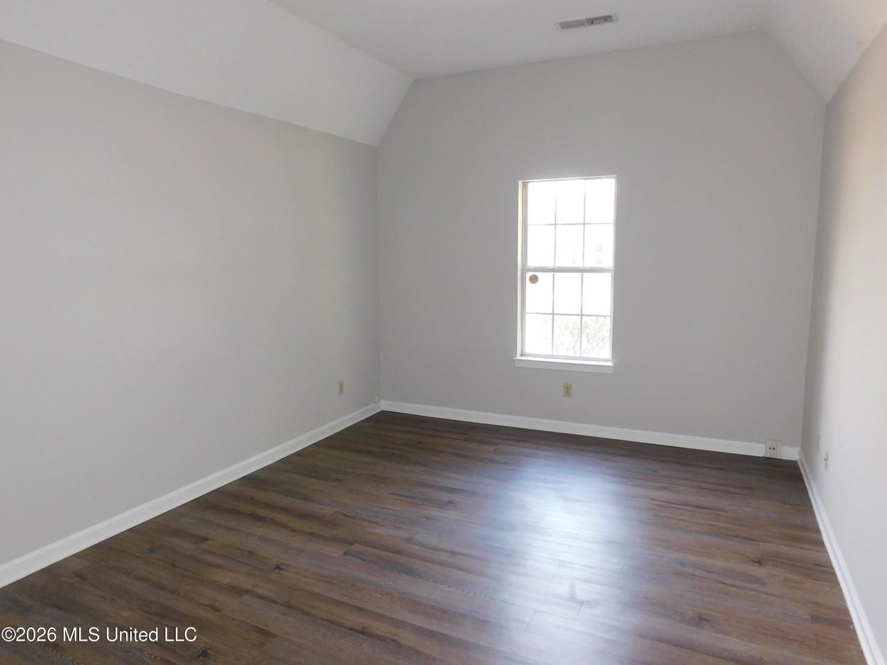 2603 Winwood Cv - Photo 6 of 9