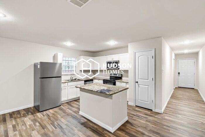 3726 Copeland St - Photo 5 of 14