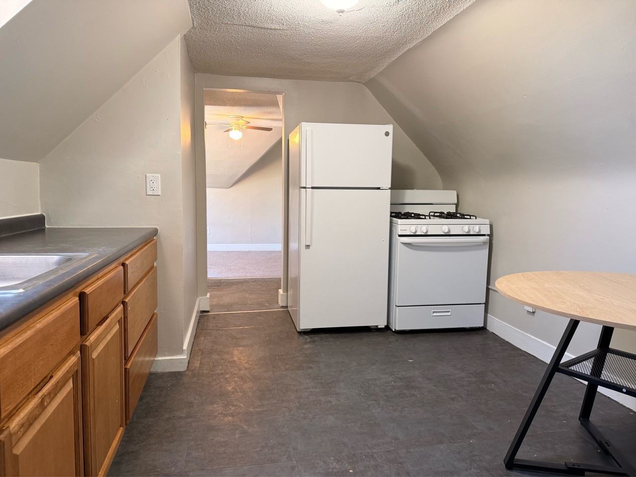 555 Main Street - Photo 2 of 17