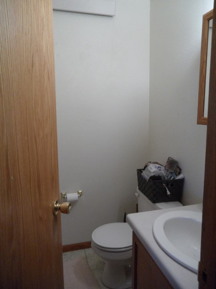 1435 Thaxton Court - Photo 4 of 12