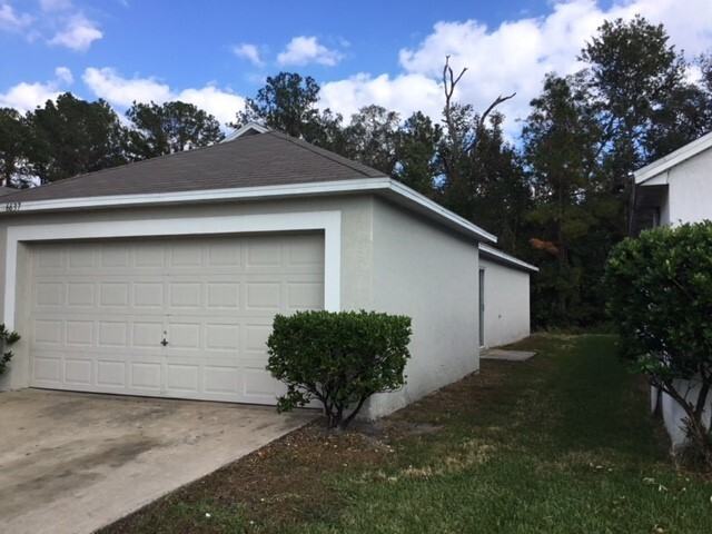 6637 Gentle Oaks Dr E - Photo 4 of 21