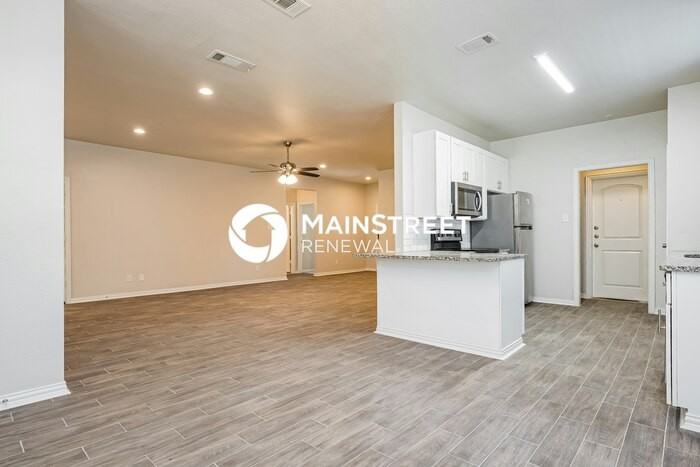1229 E Harvey Ave - Photo 6 of 17