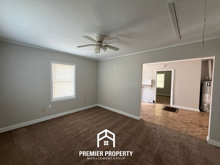 3916 Wales Ave - Photo 3 of 12