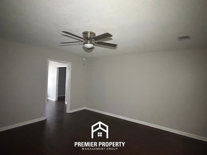 3605 Cordell St - Photo 3 of 20