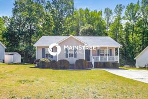 featured image of 1433 Smokey Mountain Dr