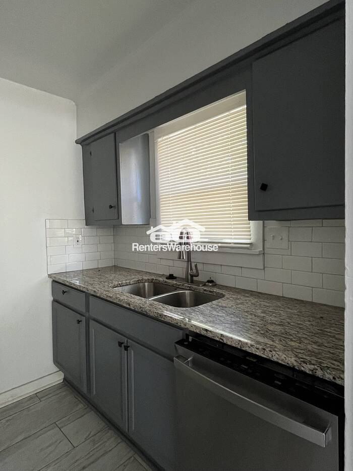 7133 Agnes Ave - Photo 5 of 12