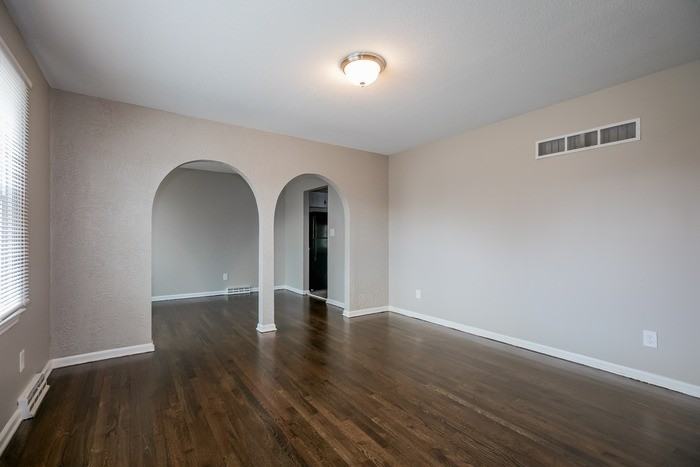 16508 E 40th St S - Photo 6 of 11