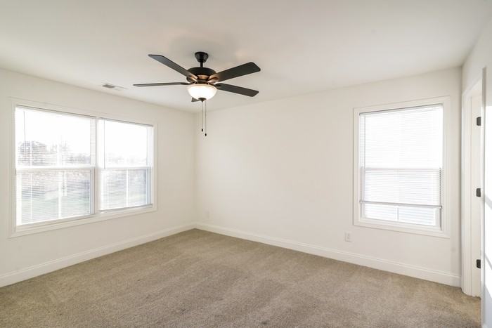 380 Baldwin Ln - Photo 6 of 10