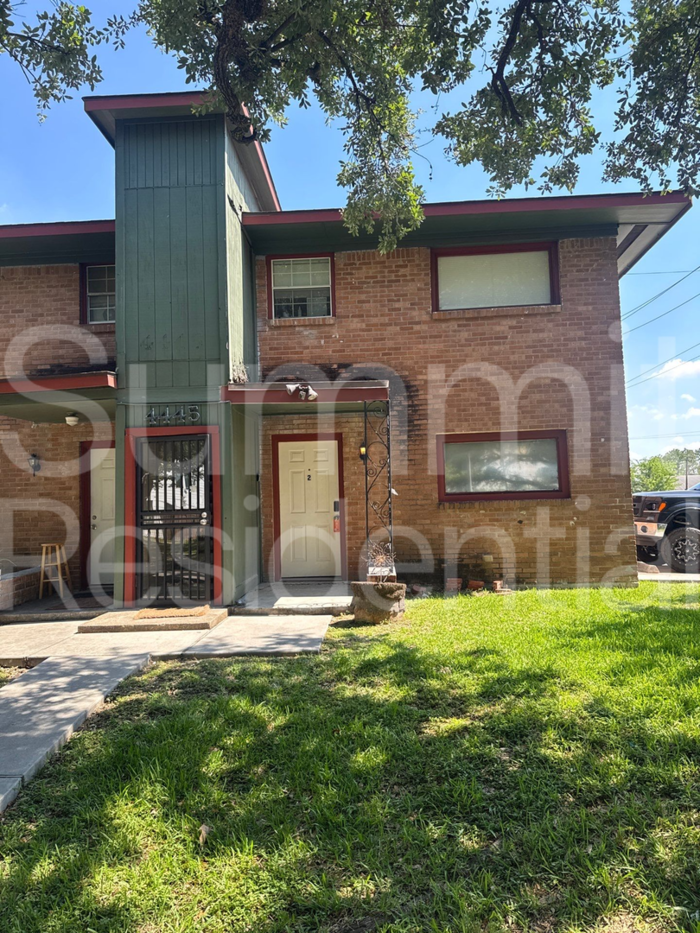 4445 Bell St #B - Photo 2 of 13