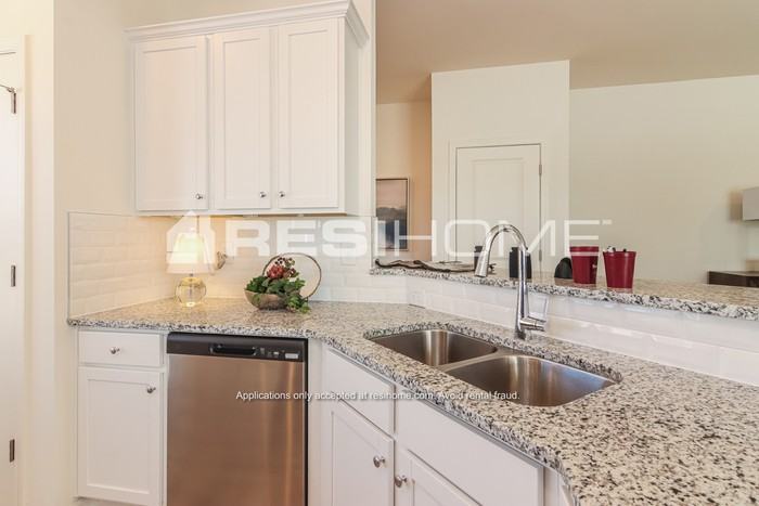 743 Chandler Way - Photo 5 of 20