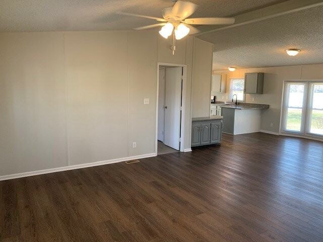 4127 S Post Rd - Photo 4 of 10