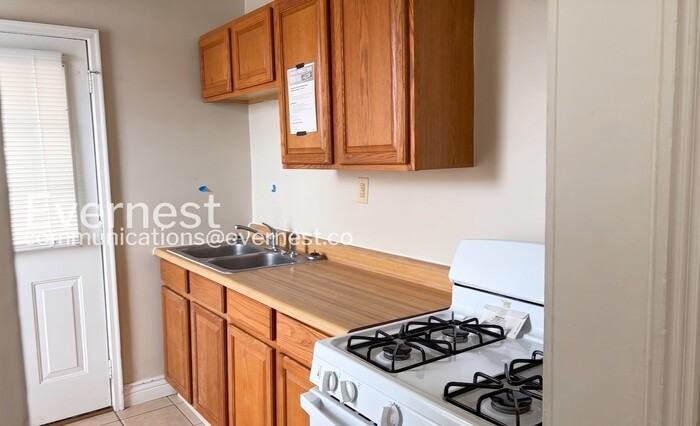 22 E Welch Ave #4 - Photo 2 of 16