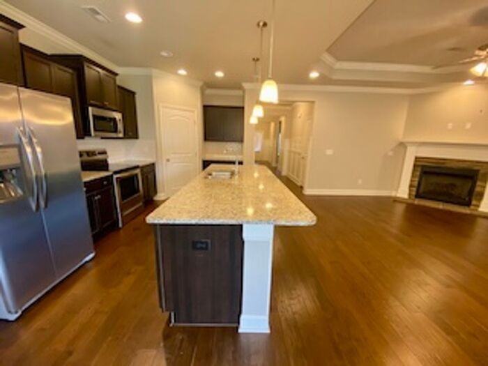 253 Brighton Park Way - Photo 6 of 22