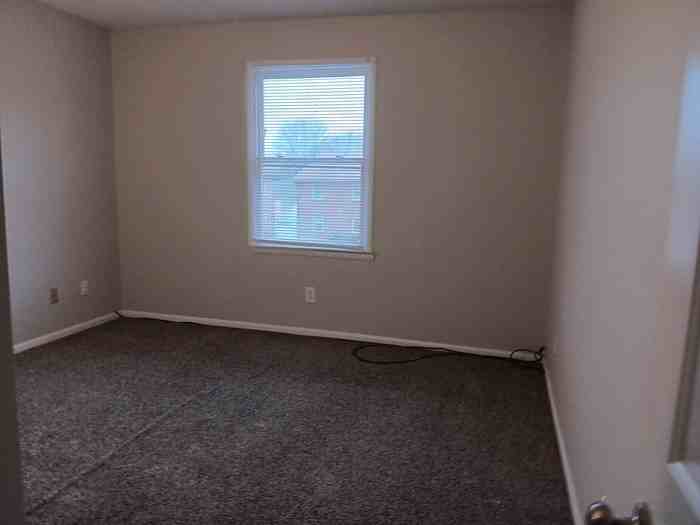 2144 S Main St #2144 - Photo 7 of 10