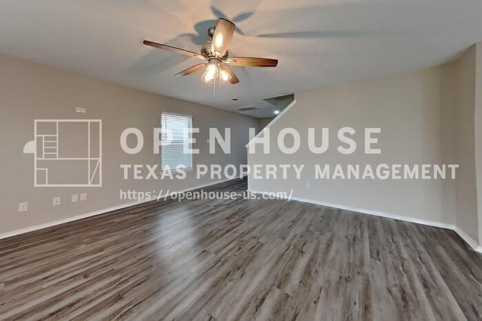 18451 Westgate Pasture Ln - Photo 4 of 20