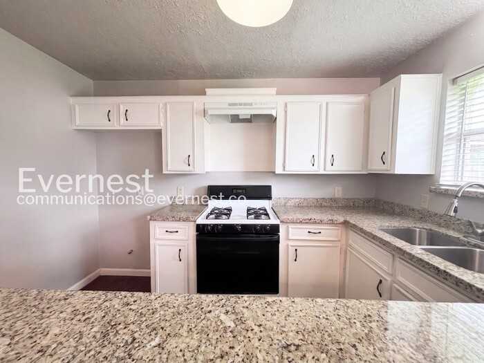 3615 Country Rd - Photo 2 of 27