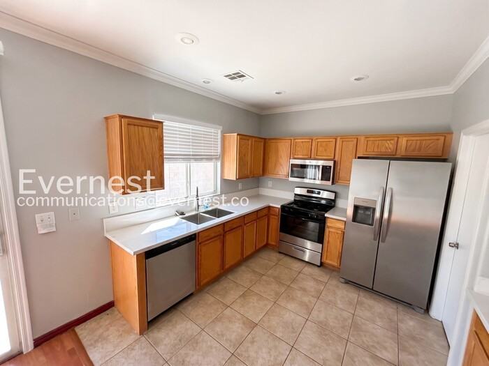 2676 Cottonwillow St - Photo 4 of 22