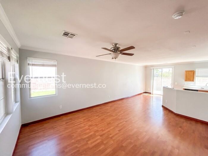2676 Cottonwillow St - Photo 6 of 22