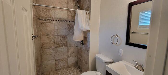 3452 Las Vegas Dr - Photo 5 of 20