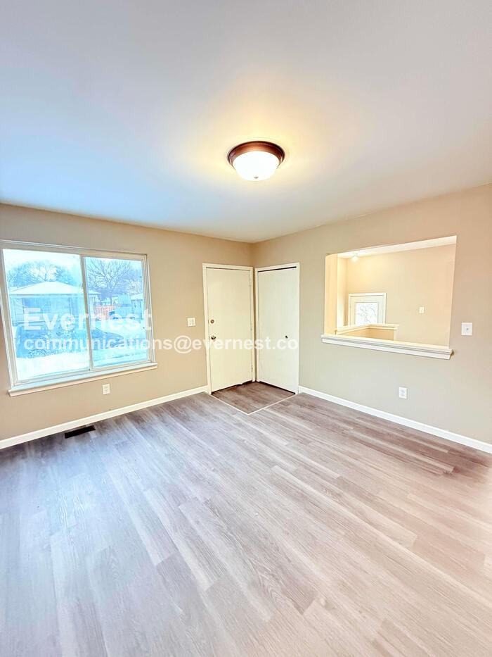 23569 Stewart Ave - Photo 6 of 27