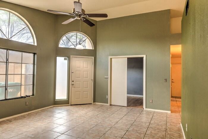 3039 W Calle Levante - Photo 6 of 34