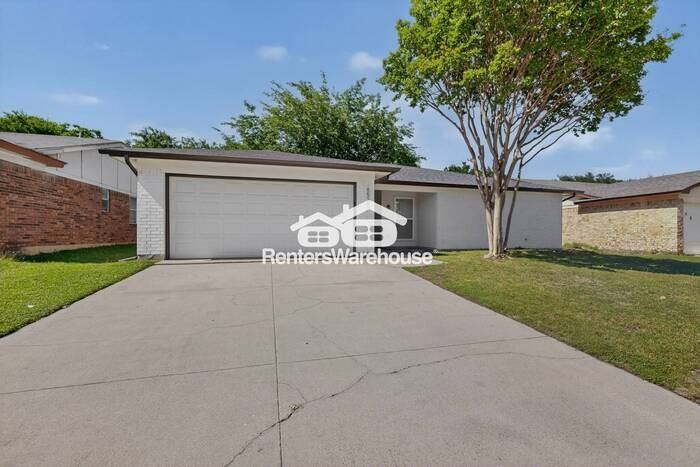 6529 Blue Grass Dr - Photo 2 of 40