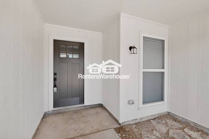 6529 Blue Grass Dr - Photo 4 of 40