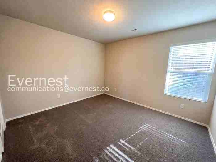 1949 Auburn Hills Dr - Photo 7 of 17