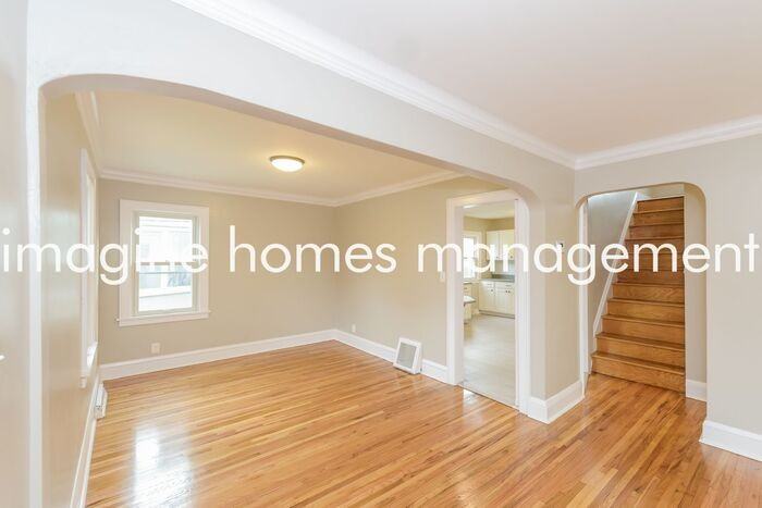5316 Chicago Ave - Photo 5 of 16