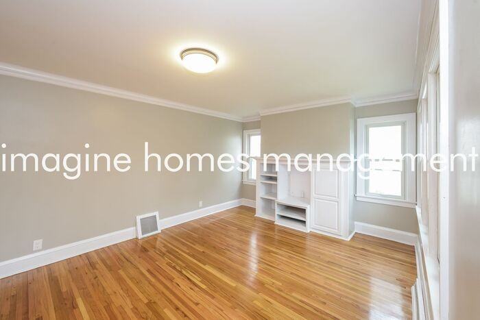 5316 Chicago Ave - Photo 6 of 16